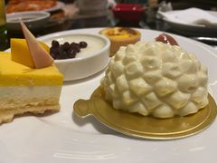 -大中华希尔顿酒店-念自助餐·嗨啤·小龙虾