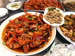 -有钳洞庭湖小龙虾大闸蟹(金楠天街店)