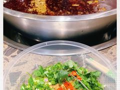 -肖肖酸萝卜鱼火锅(总店)