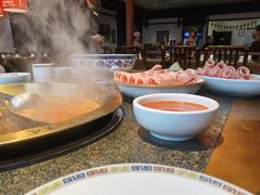 -小天鹅火锅·一线江景洪鼎旗舰店(洪崖洞店)