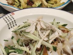 -龙大哥辣子鸡(亚太中心店)