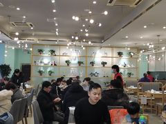 大堂-执牛耳涮烤牛排火锅(伊河路店)