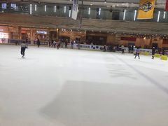 -冠军冰场(环球中心店)
