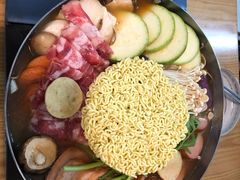 部队锅-李先生的首尔小馆(松江启源广场店)