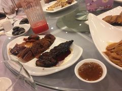 -御花园·粤菜·海鲜火锅(中山公园店)