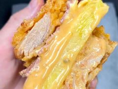 培根鸡腿肉霸堡双人餐-肯德基(中州一店)