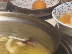 -喃喃椰·糟粕醋·椰子鸡火锅(七堡花园店)