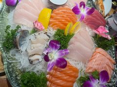 -青瓦餐厅·生鱼片·韩园烤肉(西塔店)