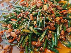 -有红鸡毛店·川菜(建设路店)