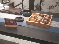 -忆江南·临江鱼馆