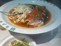 -湘当有饭剁椒鱼头(昆山招商花园城店)