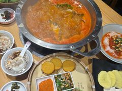 -老凯俚酸汤鱼(多彩城店)