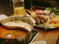 -樾餐厅泰式海鲜火锅(民歌湖店)