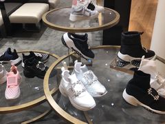 -乐蓬马歇百货公司(Rive Gauche)