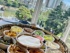 -包整·丝娃娃(一览甲秀楼风景店)