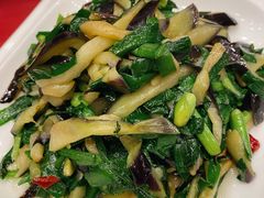 -侬佳蒸菜馆(听潮店)