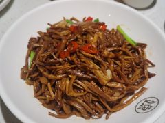 -江渔儿酸菜鱼(奥园广场金发购物中心店)