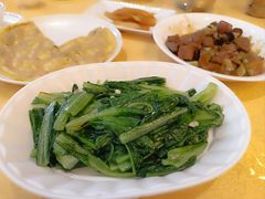 -鹏城人家海鲜酒家·23年老字号(较场尾店)