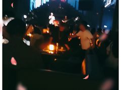 -808 LiveHouse
