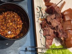 -乔家小院•非遗驴肉•本地小海鲜(滨河路店)