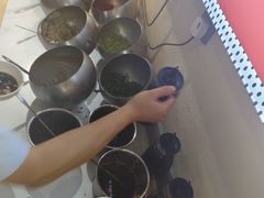 -鸡遇虾煲干锅火锅(小寨金莎店)