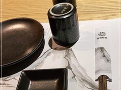 -枝魯枝魯自助料理