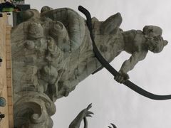 -巴陵广场