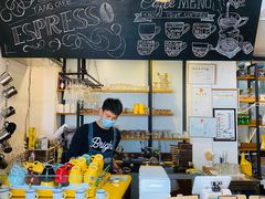 -唐咖精品咖啡(大理古城手冲店)