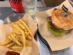 -shark burger·鲨鱼汉堡(交子大道店)