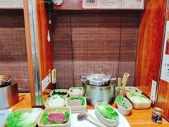 -独食火锅·半米屋台(直营总店)