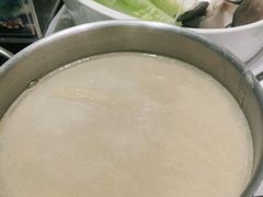 -红鼎豆捞·非遗鲍皇汤火锅(宝丰路店)