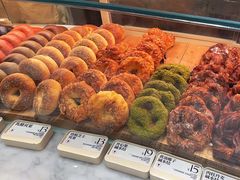 -HOT CRUSH趁热集合·现烤面包(环球港店)
