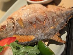 -大头虾越式风味餐厅(光明广场店)