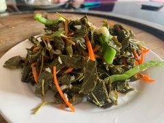 拌山野菜-北京龙庆四季香农家饭庄·灶台鱼·碳烤虹鳟鱼(龙庆峡店)