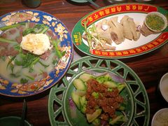 -粤·向群饭店(麓景路店)