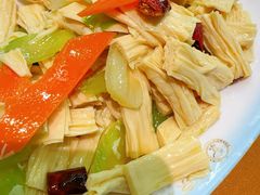 -伊京轩兰州牛肉面(闹市口店)