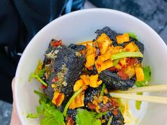 -黑色经典臭豆腐·湖南特产(步行街店)