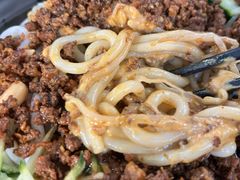 -丽虹云南过桥米线(兴工街店)