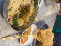 -红鼻子桂林米粉(金唐新光界店)