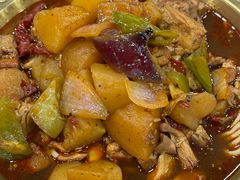 -牛一嘴·兰州牛肉面·大盘鸡(财富中心店)