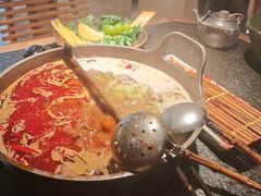 -三出山火锅(南京万象天地店)