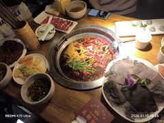 -城墙拐拐火锅(三峡广场黑金冠店)