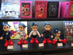 -泡泡玛特POPMART(苏州诚品生活店)