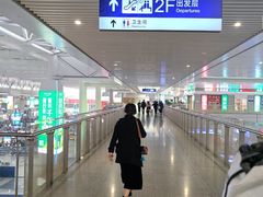 -麦当劳(上海虹桥站30B检票口楼上)