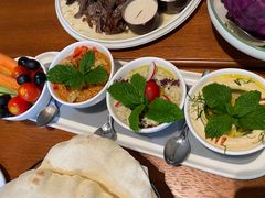 蘸酱拼盘-ELI FALAFEL Lebanese&Mediterranean黎巴嫩美食(富城路店)