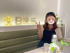 -春树下·树屋花房西餐厅(罍街AS1980店)