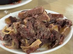 -闫家驴肉老店(华电一校店)