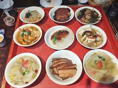 -蓝田九大碗民俗食府(蓝田店)