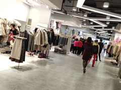 -兴旺欧韩城(上海兴旺国际服饰城店)