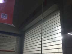 无尘车间-龙膜膜方汽车贴膜隐形车衣汽车改色(河东店)
